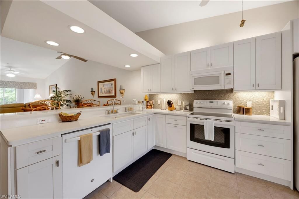 Property Photo:  1670 Windy Pines Dr 2506  FL 34112 