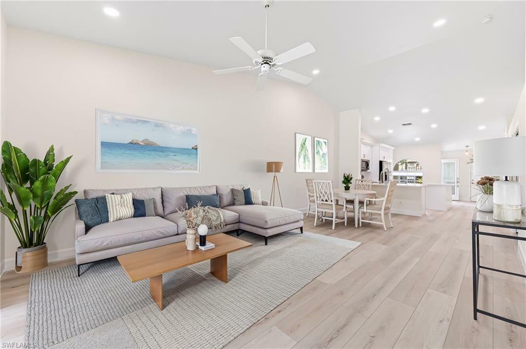 Property Photo: 8562 Mustang Dr 31 FL 34113