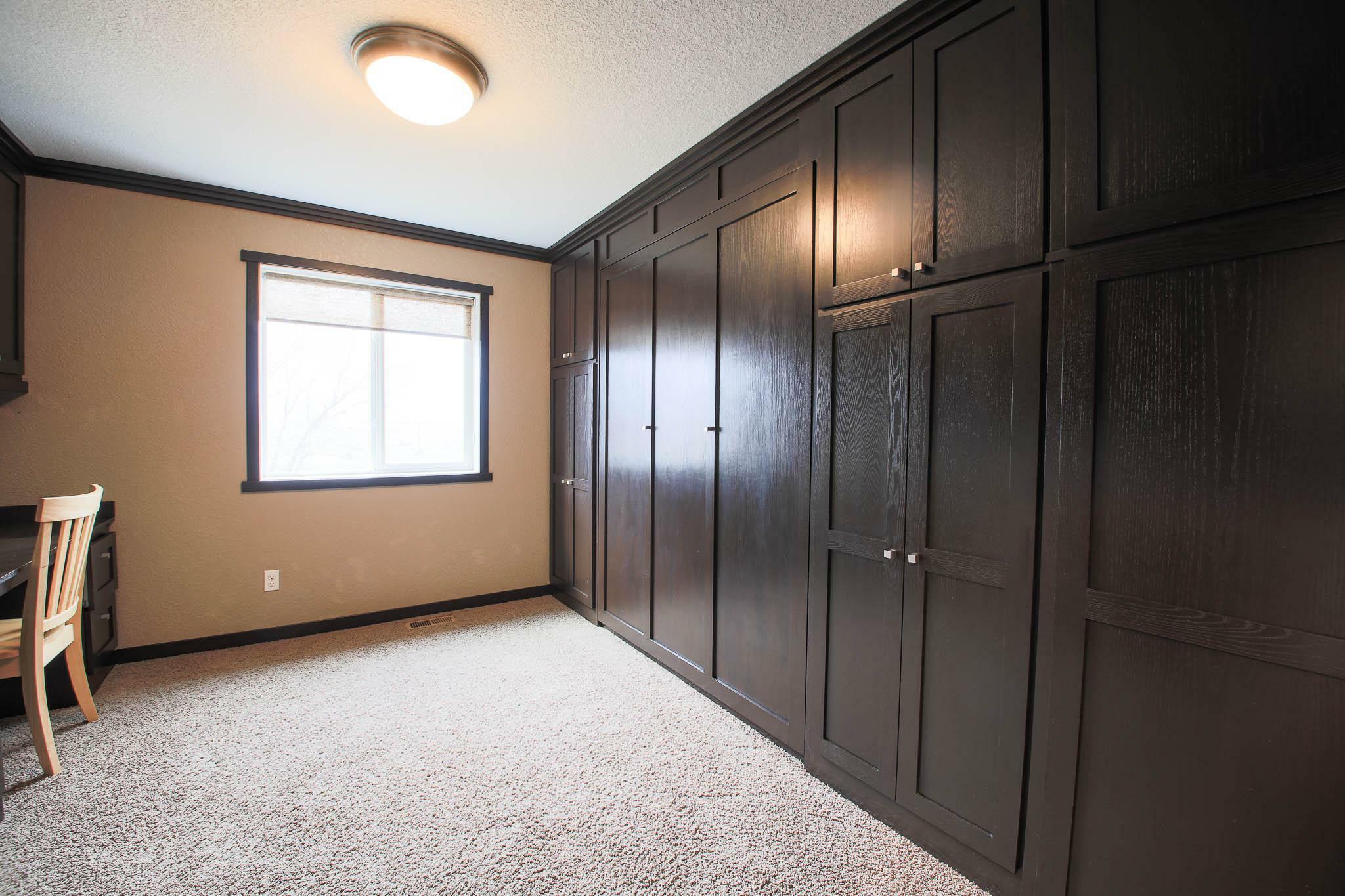 Property Photo: 823 Harrison Drive MN 55309