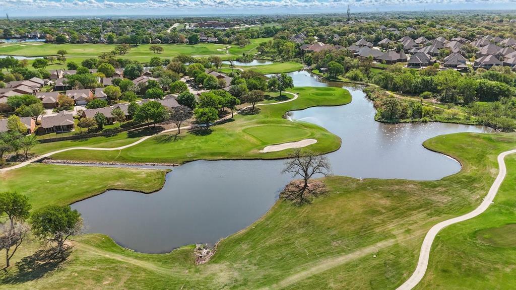 Property Photo:  6816 Alderbrook Drive  TX 76210 