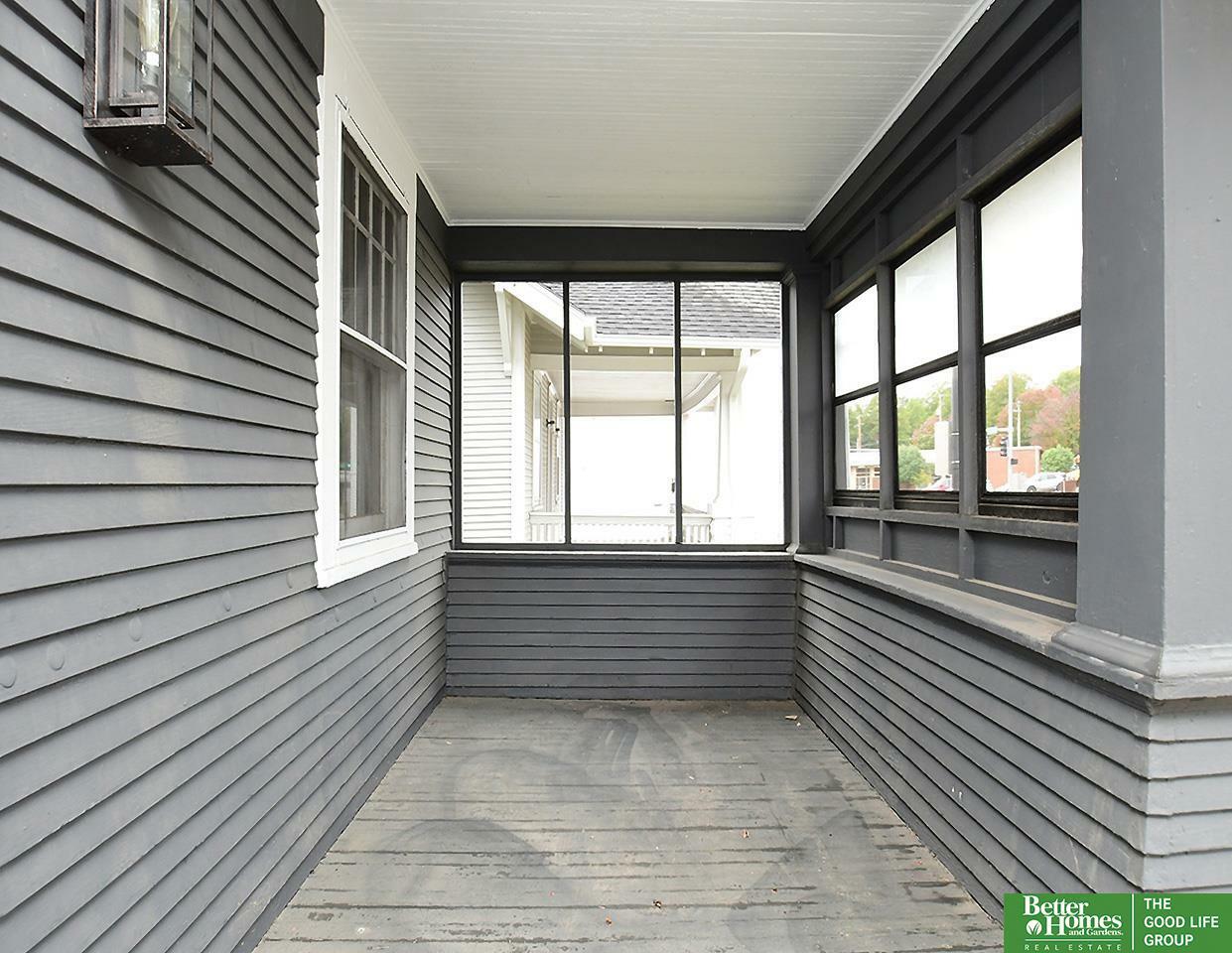 Property Photo: 2010 S 27 Street NE 68502