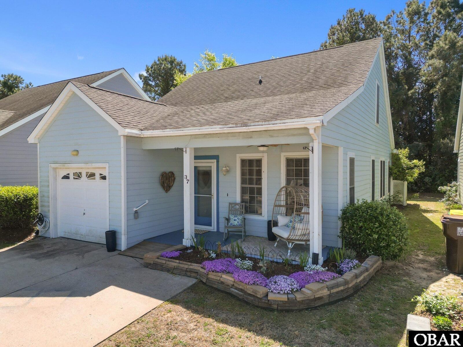 Property Photo:  37 Foxwood Circle  NC 27949 