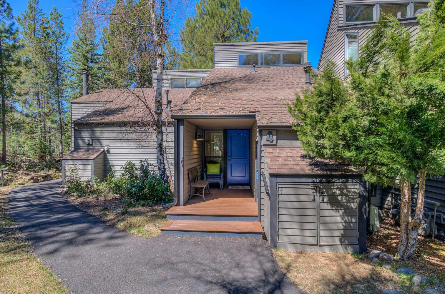 Property Photo: 57265 Overlook Road 4 OR 97707