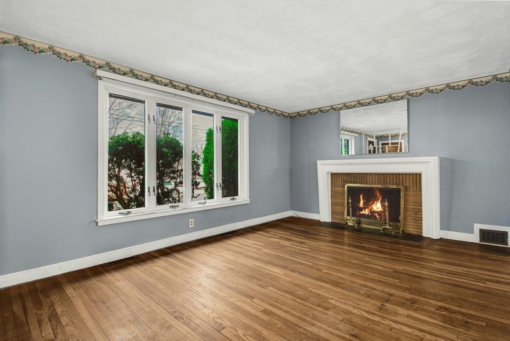 Property Photo:  81 Earle Street  MA 02062 