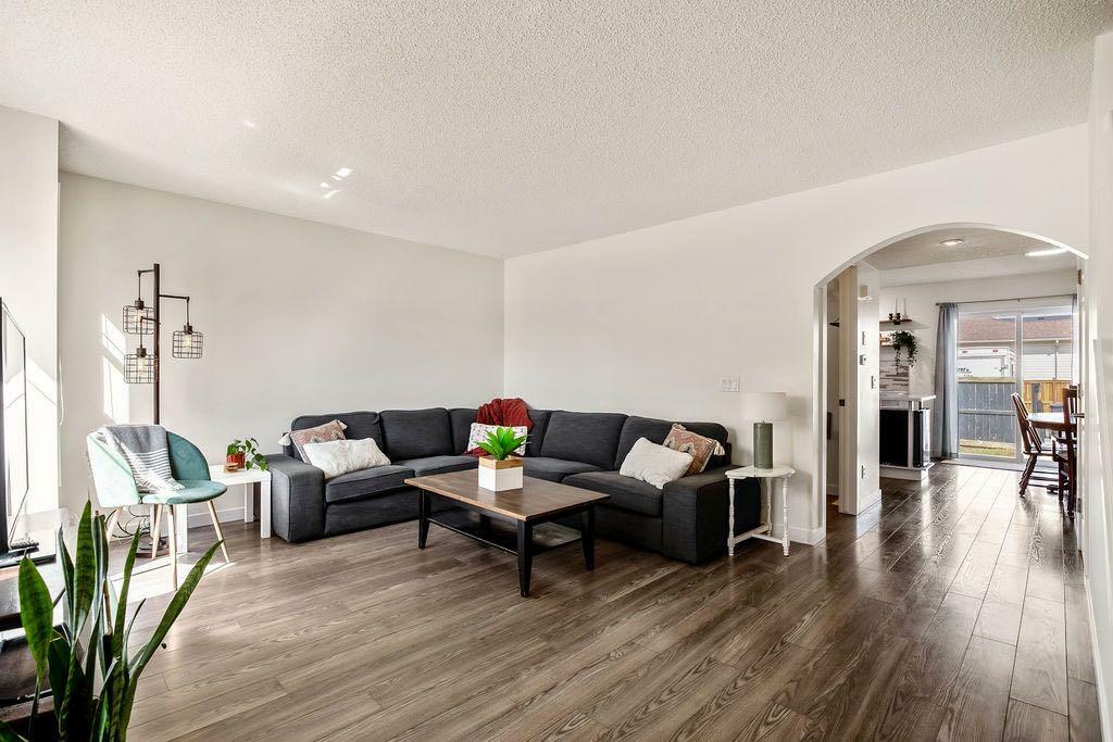 Property Photo: 1708 High Country Drive NW AB T1V 1X8