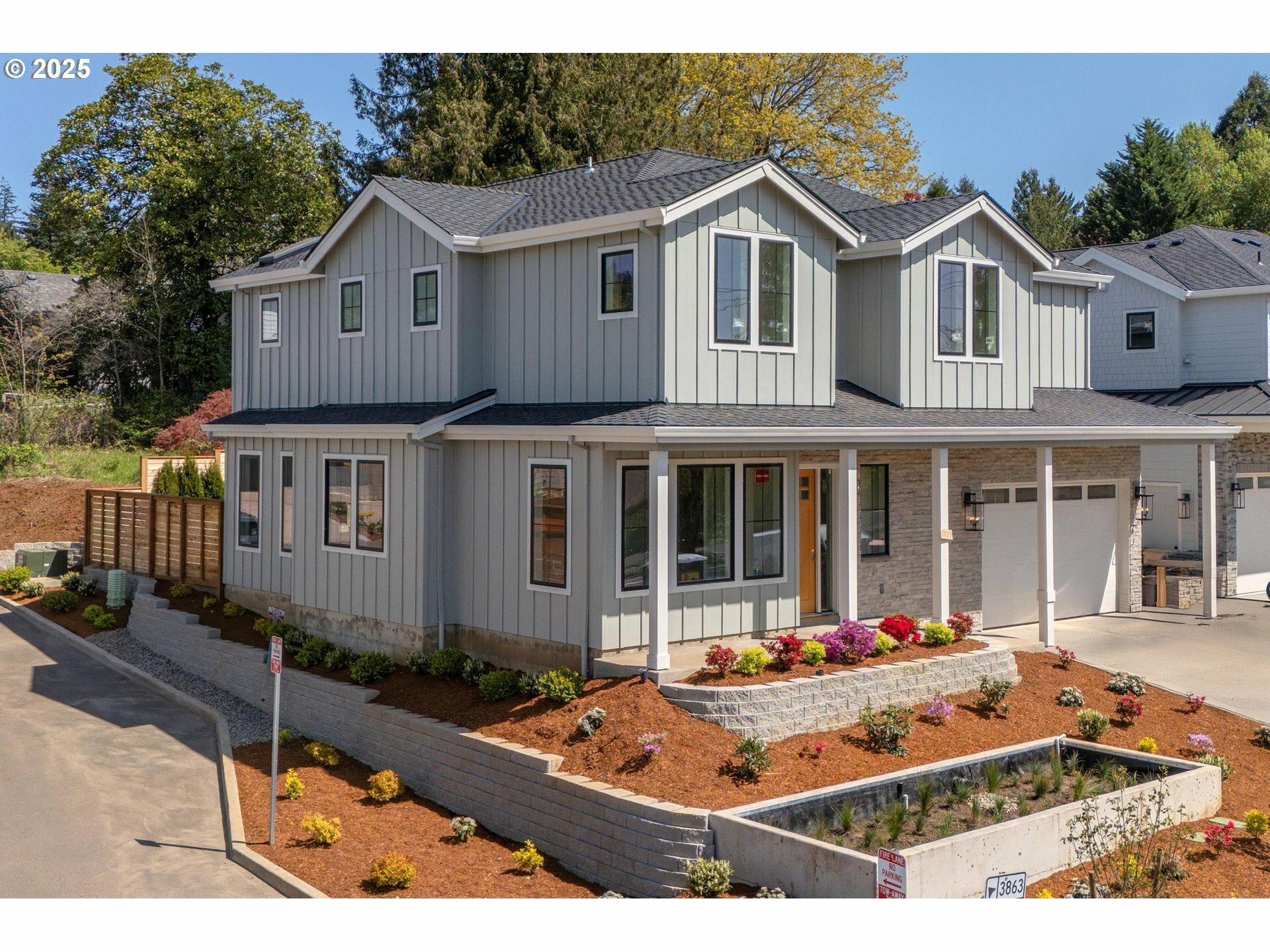 Property Photo: 3823 Carman Dr OR 97035