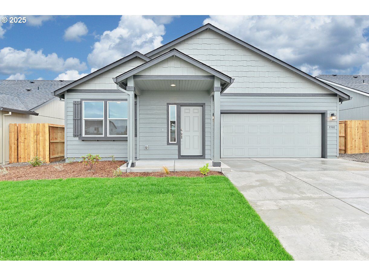 Property Photo: 5161 Cedar View Dr OR 97478