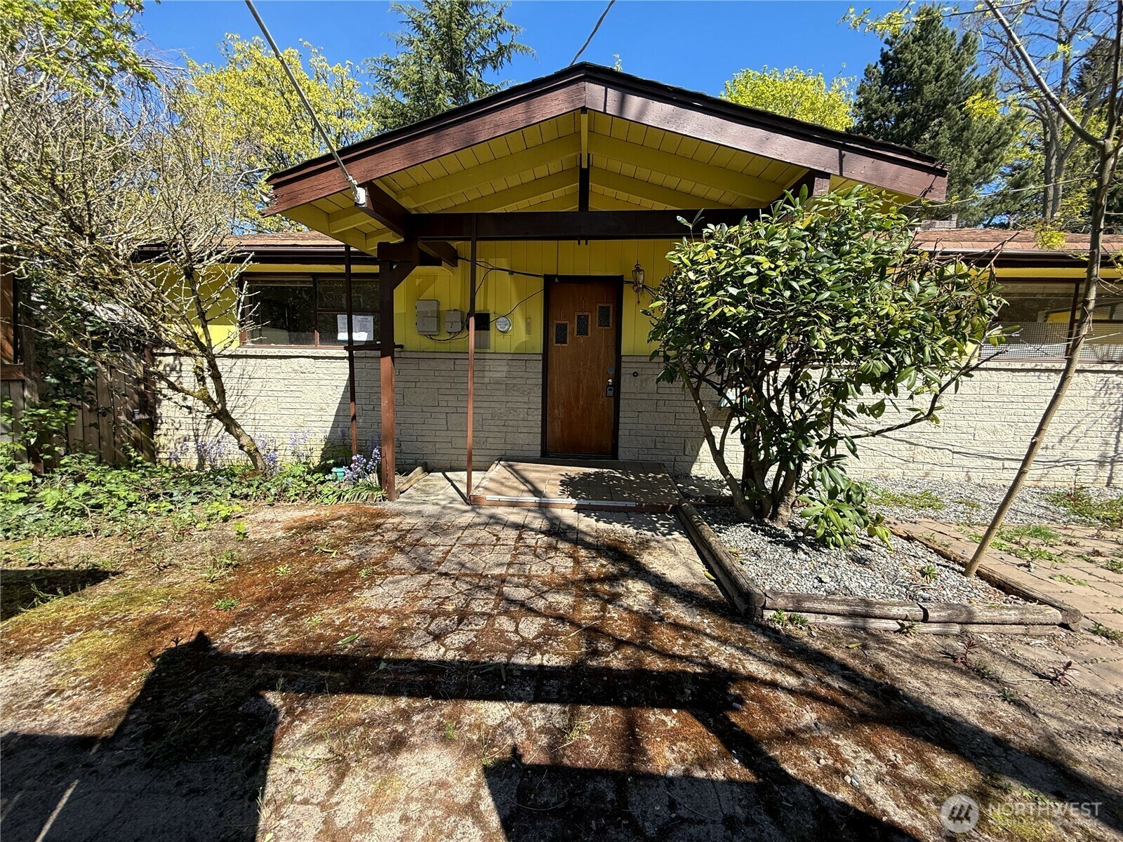 2730 NE 96th Street  Seattle WA 98115 photo