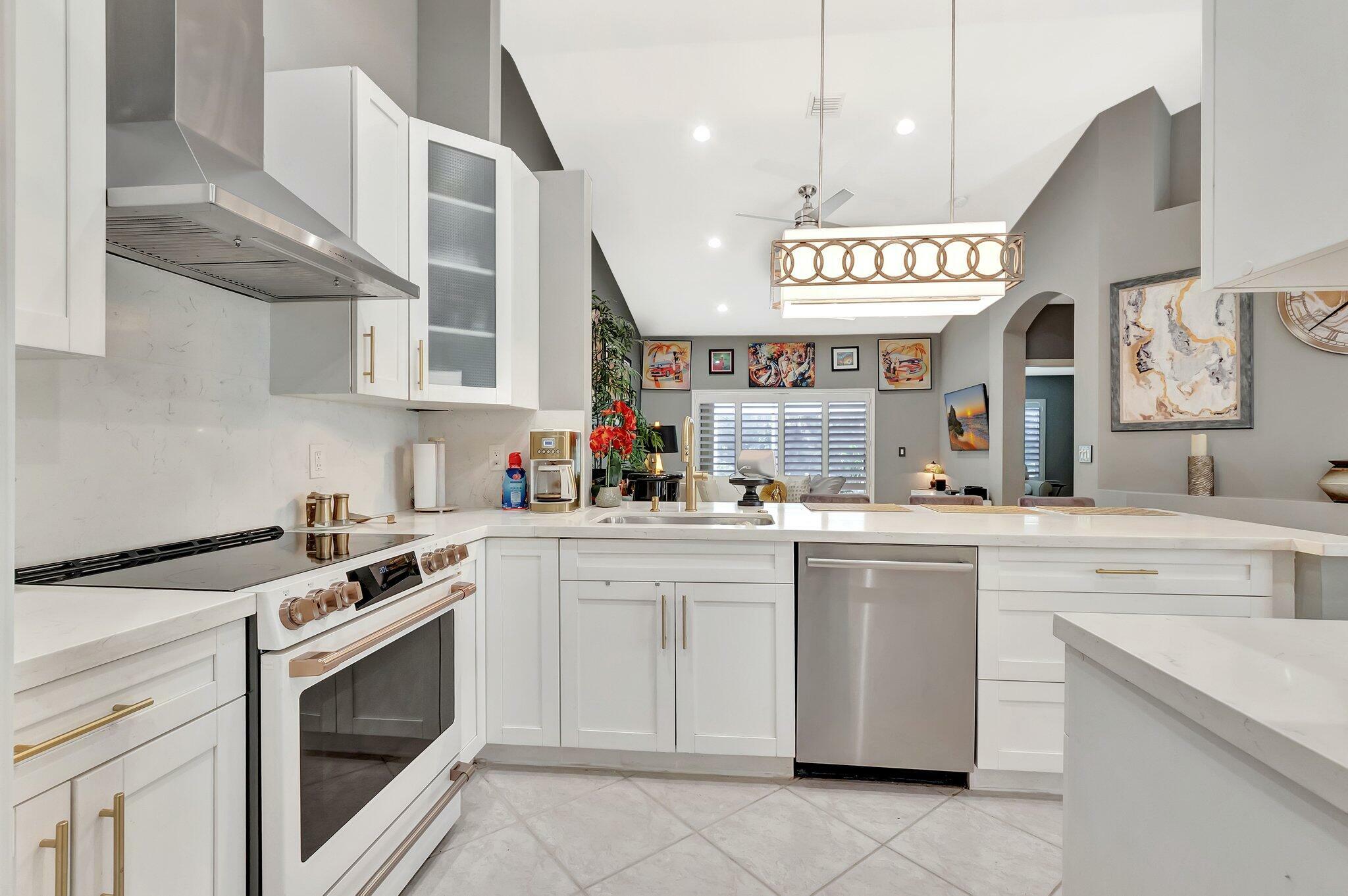 Property Photo:  15432 Rosaire Lane  FL 33484 