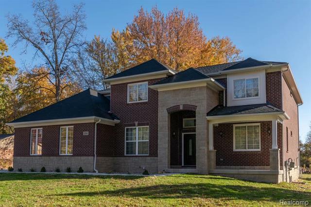 Property Photo: 21504 Randall Street MI 48336
