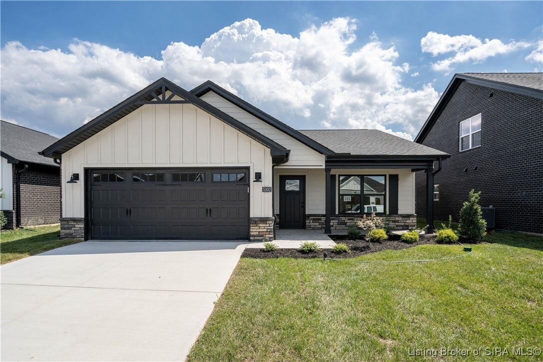 Property Photo:  5102 Woodstone Circle  IN 47150 