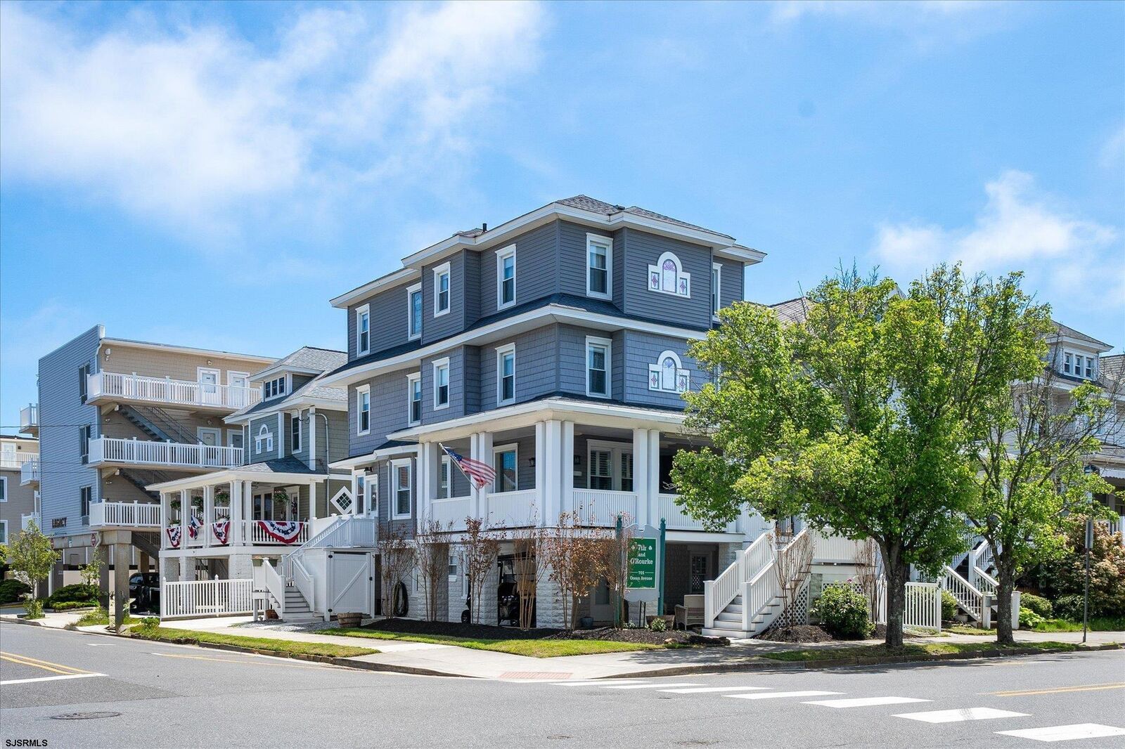 Property Photo: 701 Ocean Ave NJ 08226