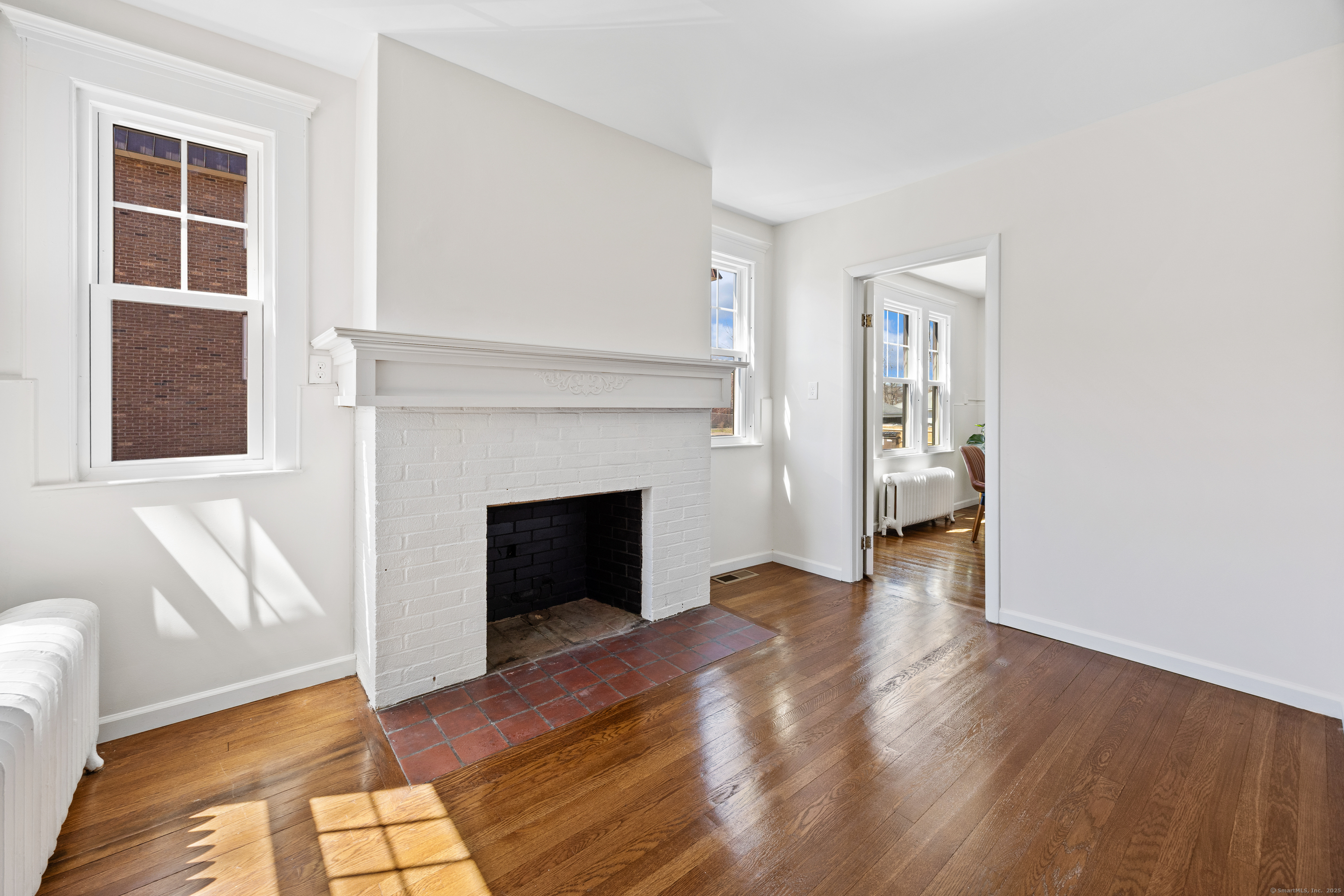 Property Photo: 850 Farmington Avenue A CT 06119