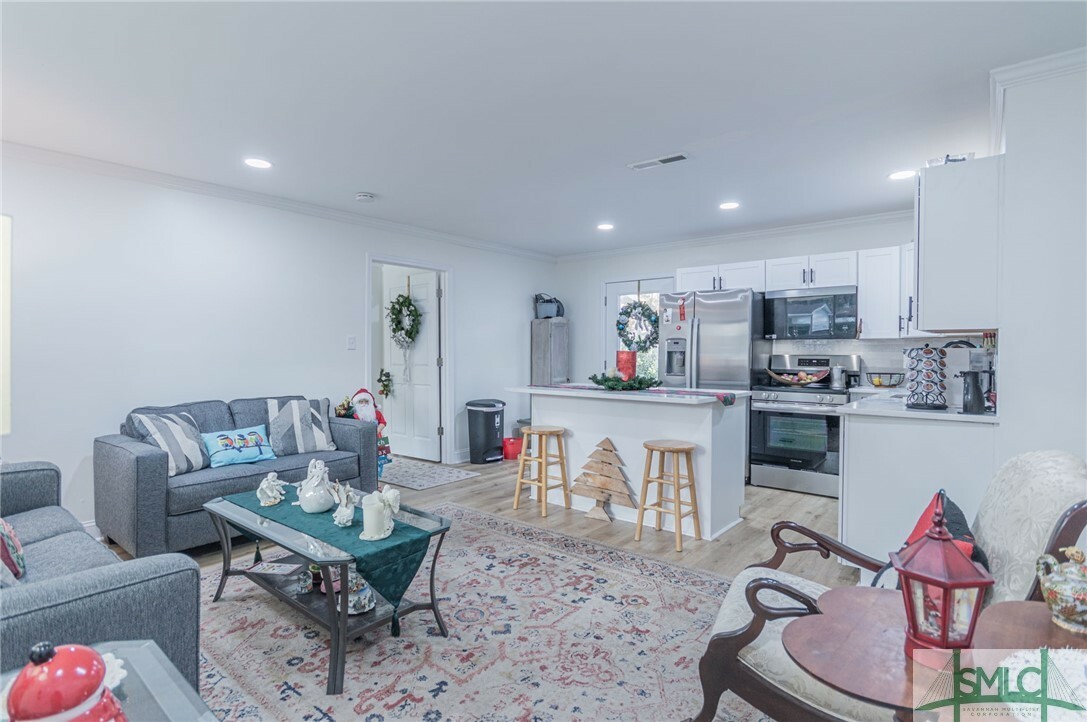 Property Photo:  120 Burbank Boulevard  GA 31419 