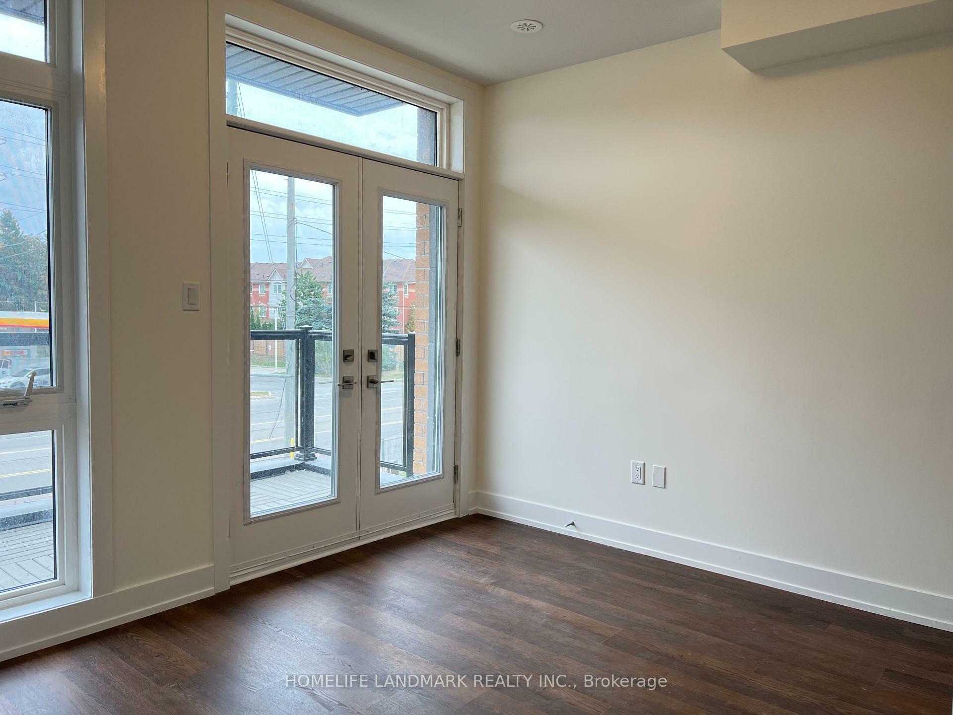 Property Photo: 12860 Yonge Street 11 ON L4E 1J4