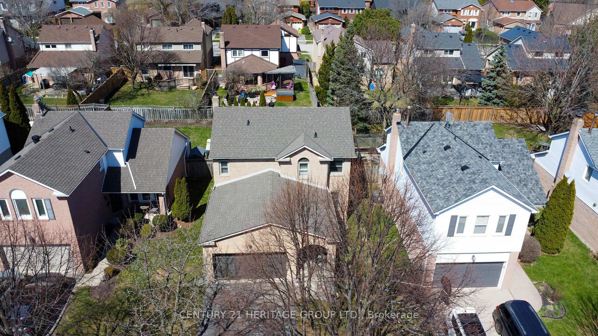 Property Photo: 1614 Greenbriar Drive ON L6M 1Y2
