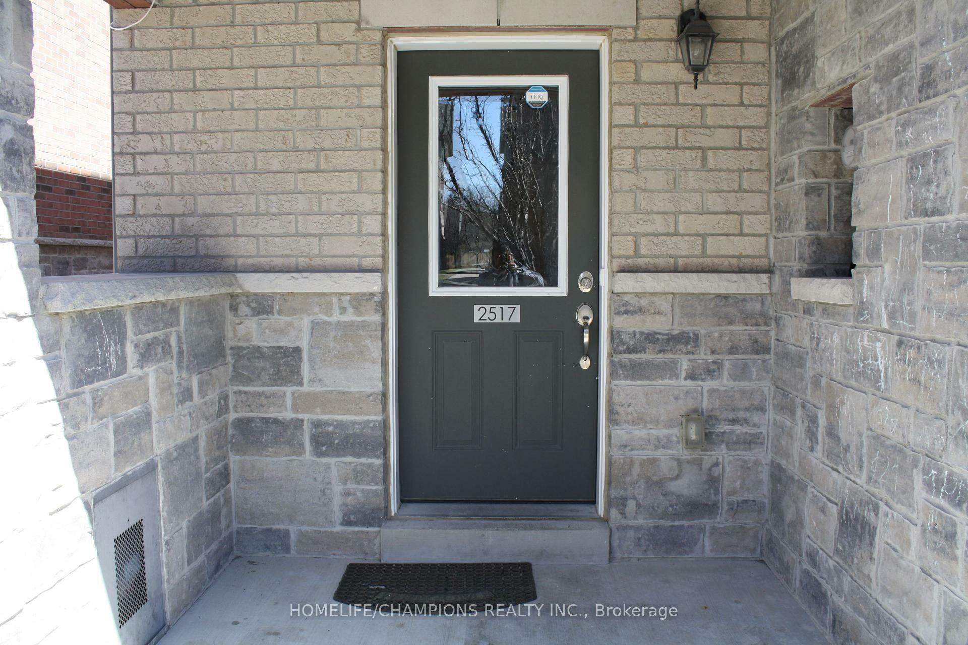 Property Photo: 2517 Boston Glen ON L1X 0E5