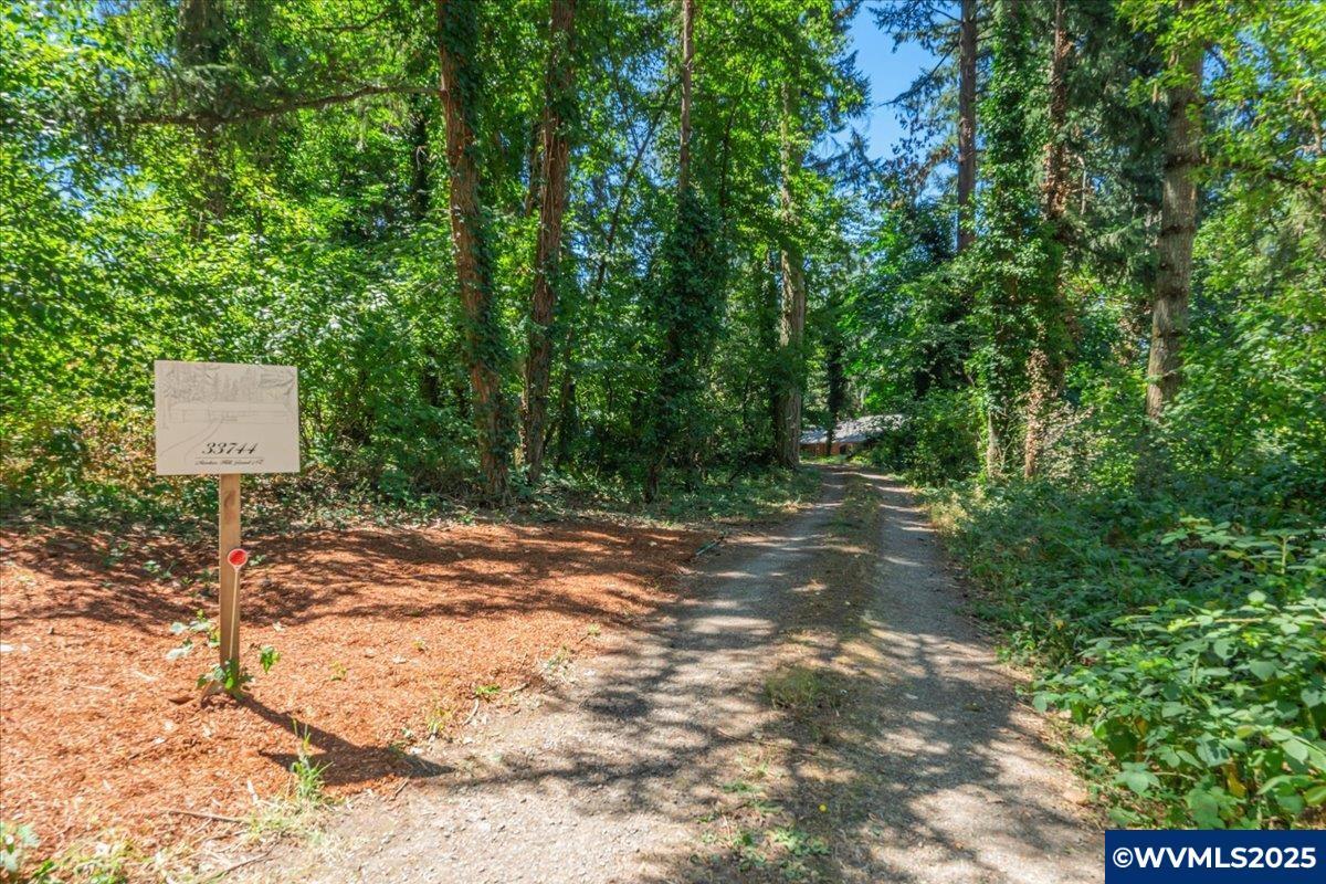 Property Photo: 33744 Meeker Hill Rd NE OR 97322