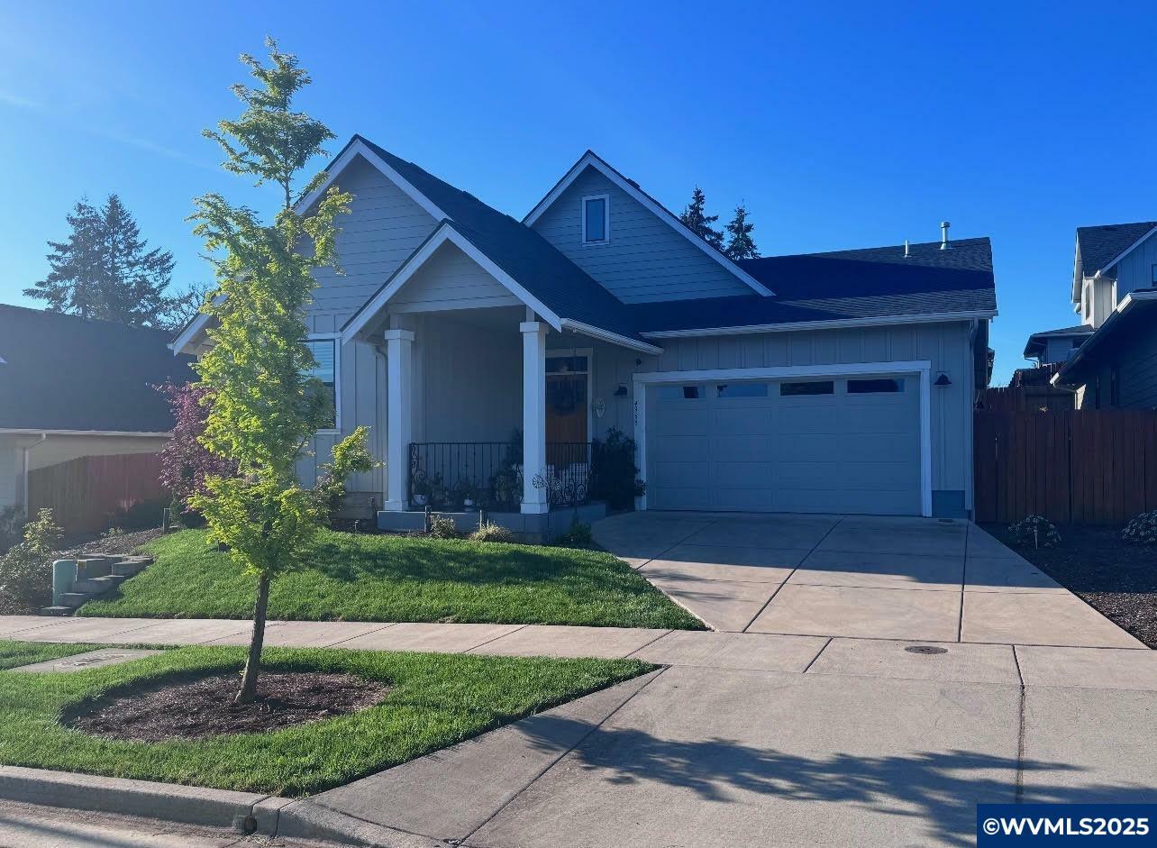 Property Photo: 4968 SW Kara Av OR 97333