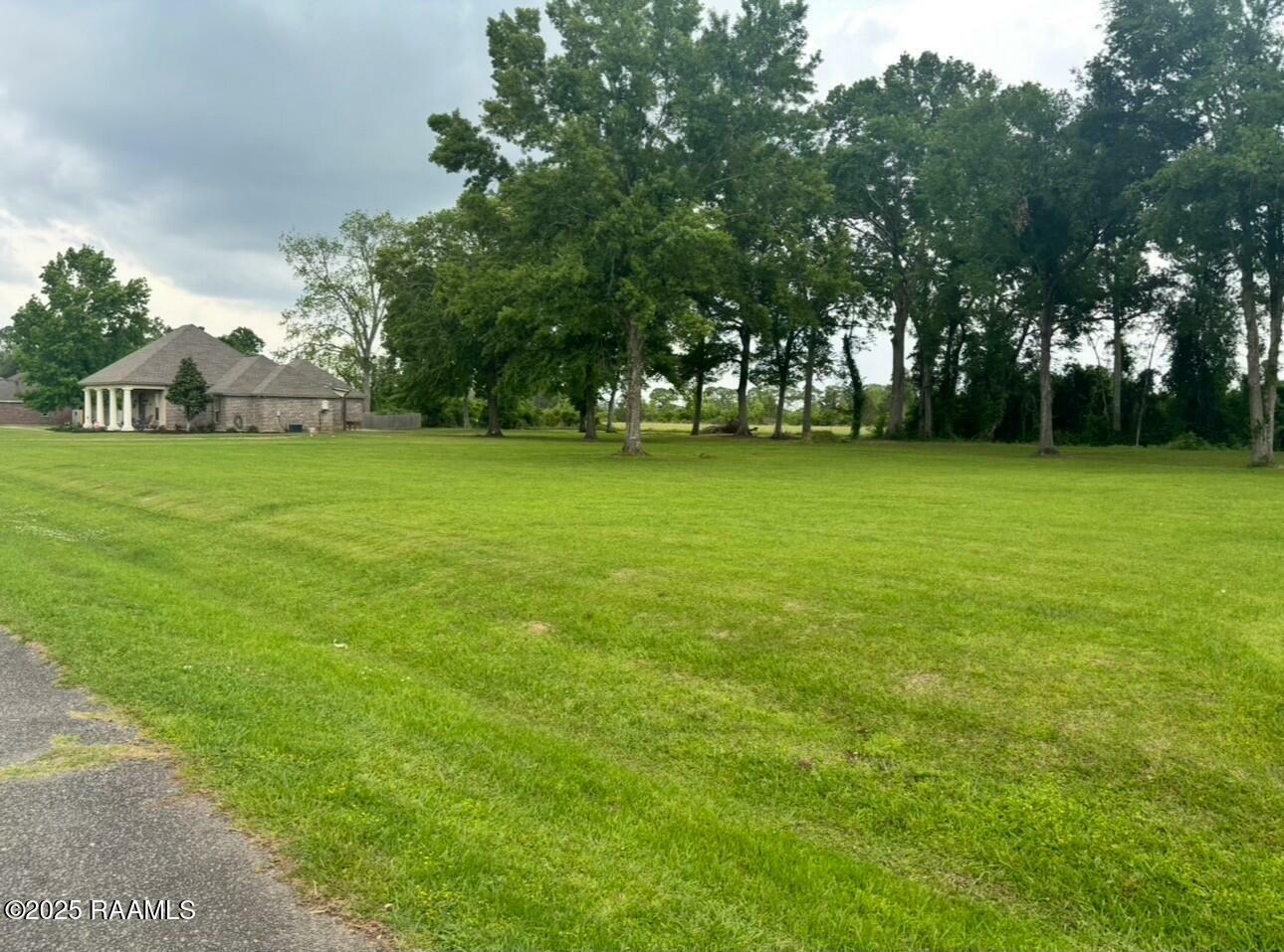 Property Photo: 16 Grove Park Road LA 70512