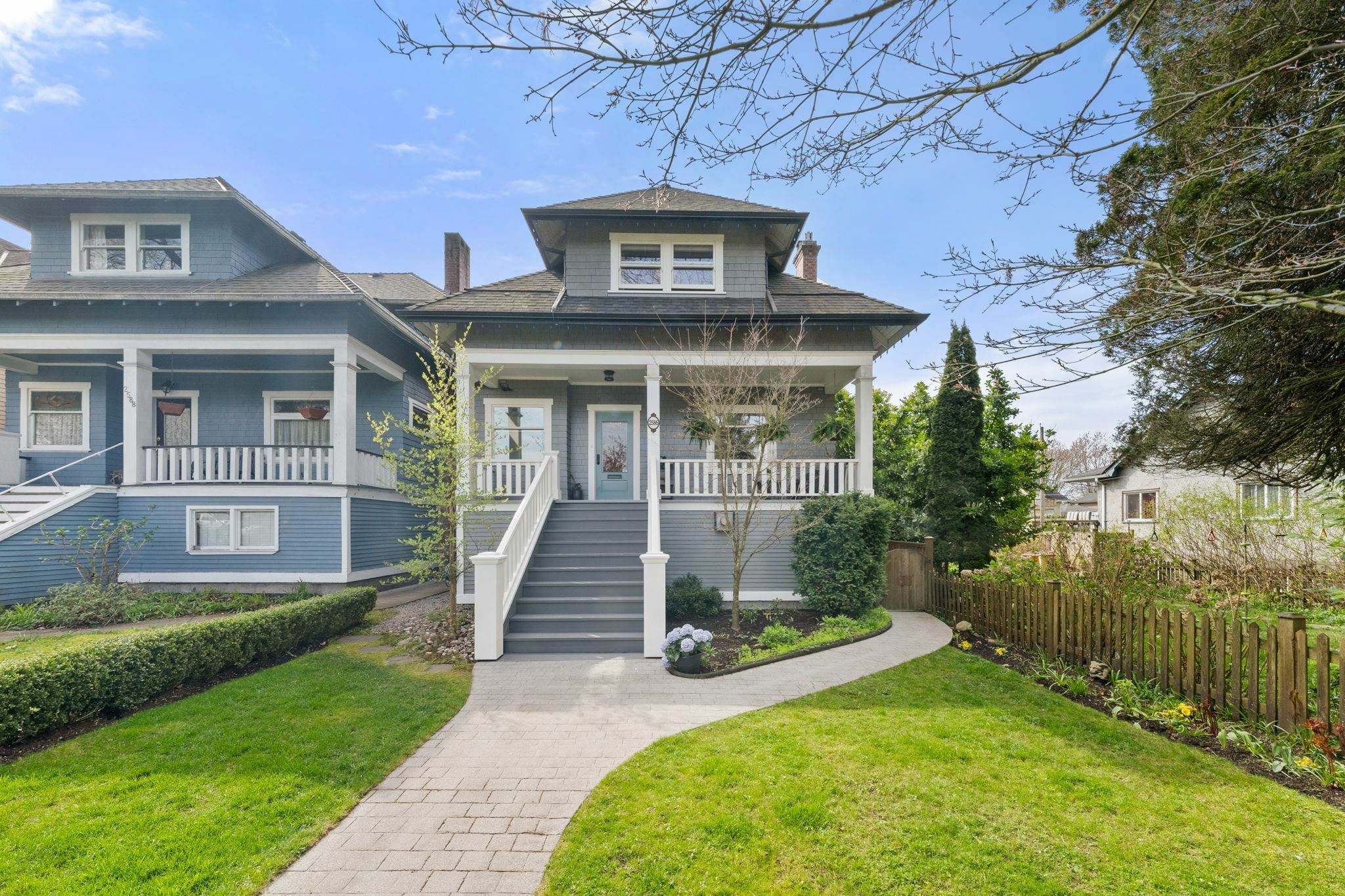 Property Photo: 2586 Eton Street BC V5K 1J7