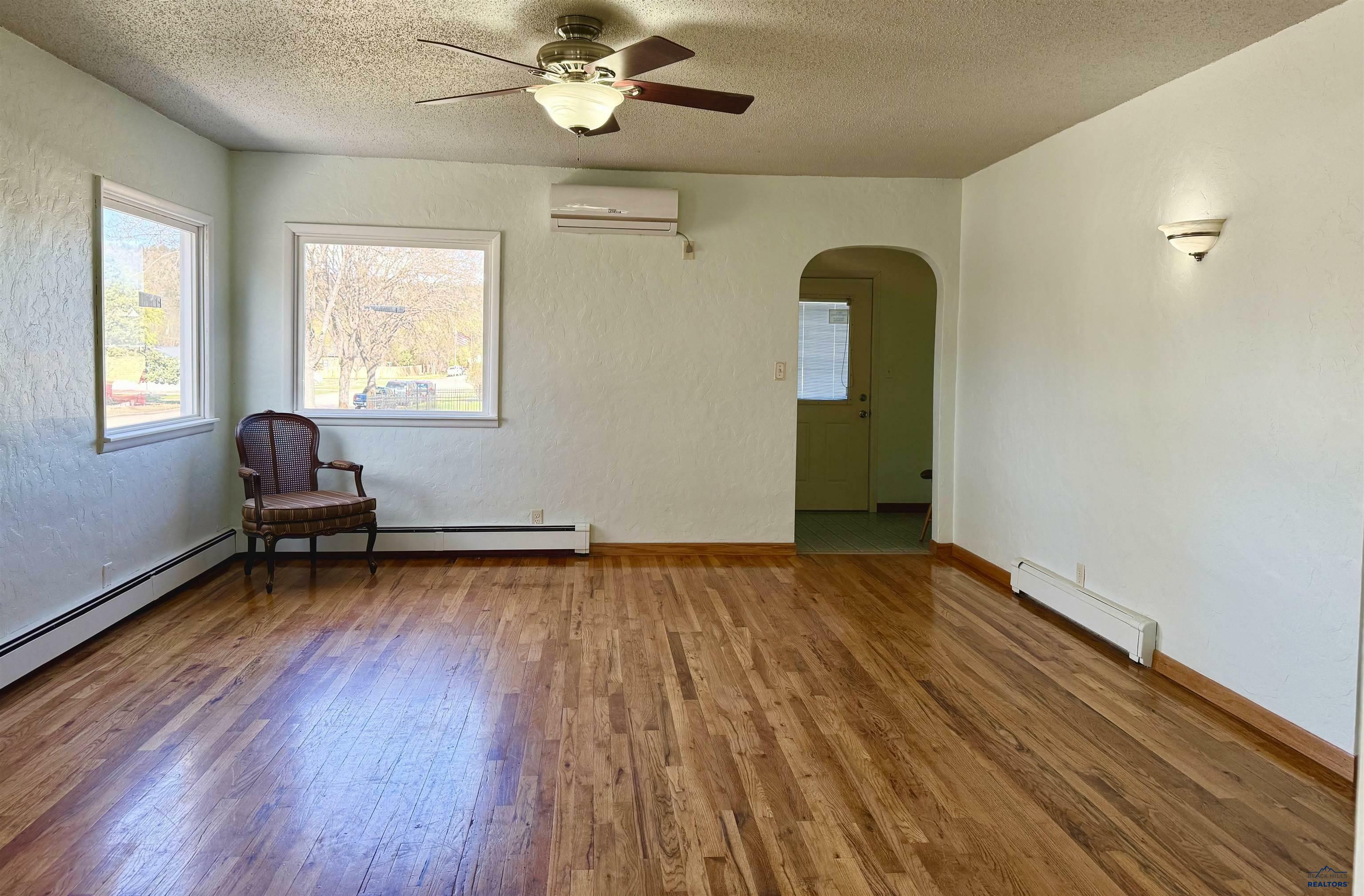 Property Photo: 302 S S 18th St SD 57747-0000