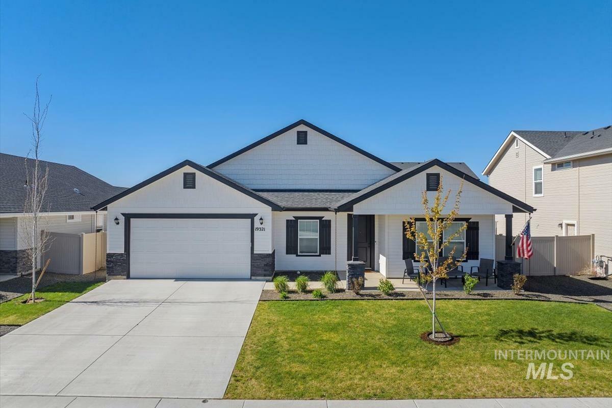 Property Photo: 19321 Geneva Way ID 83605