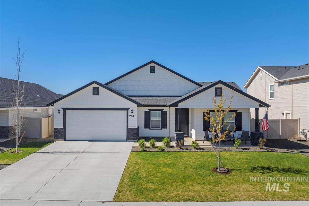 Property Photo:  19321 Geneva Way  ID 83605 