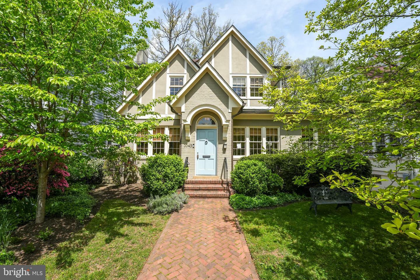 Property Photo: 3345 Tennyson Street NW DC 20015