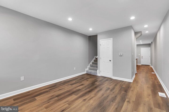 Property Photo: 3128 Ravenwood Avenue MD 21213