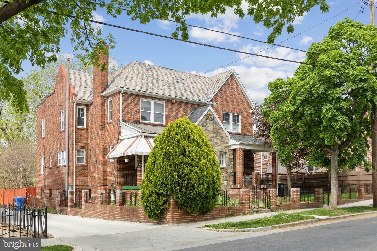 309 Rittenhouse Street NW  Washington DC 20011 photo
