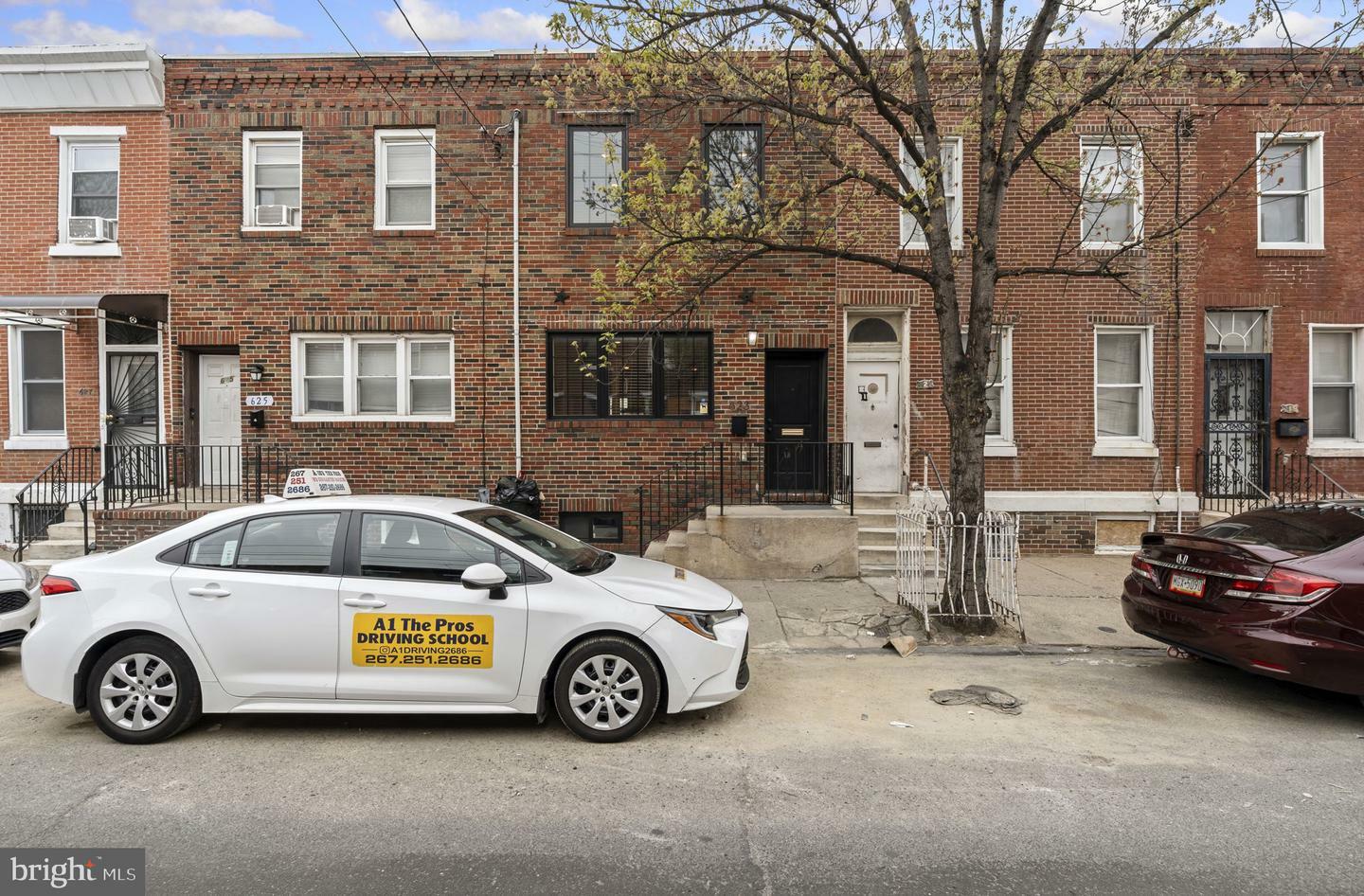 623 Mifflin Street  Philadelphia PA 19148 photo