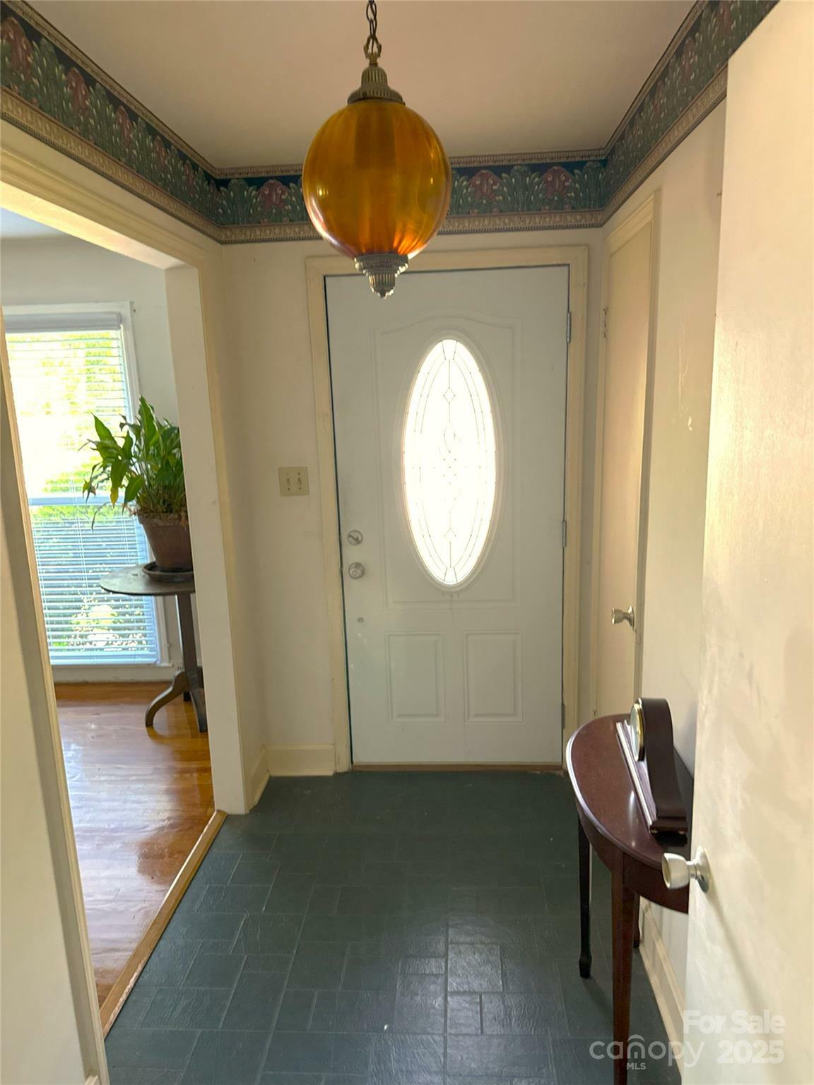 Property Photo: 7431 Idlewild Road NC 28212