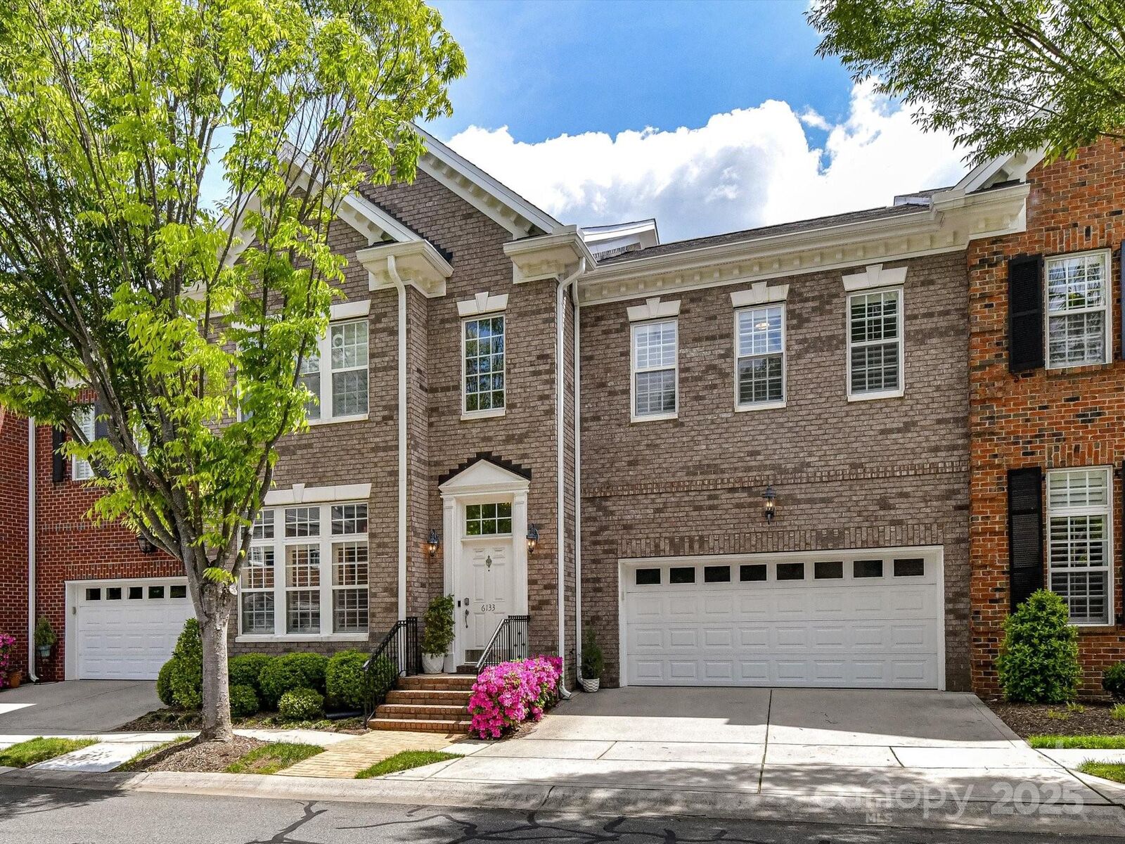 Property Photo:  6133 Wakehurst Road  NC 28226