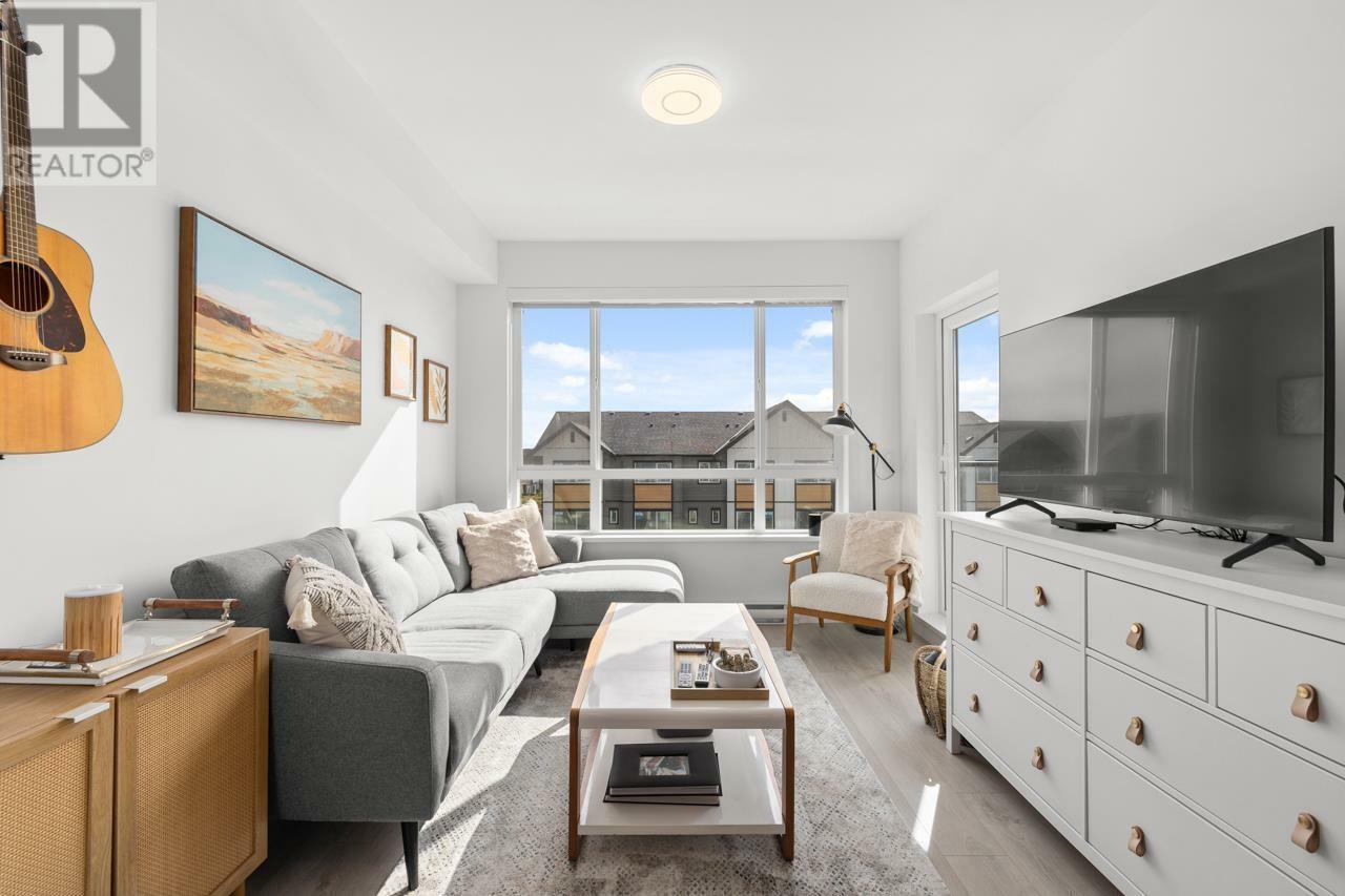 Property Photo: 2499 Rabbit Drive 312 BC V4M 0G4