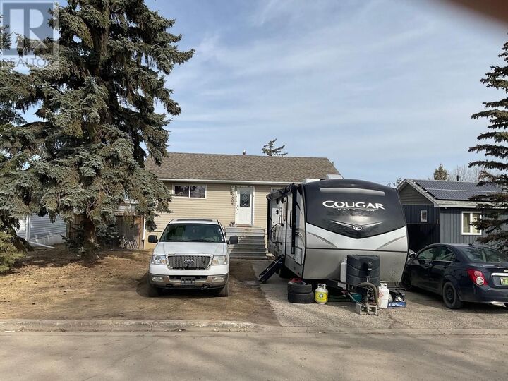 9008 102 Avenue  Fort St. John BC V1J 2G3 photo
