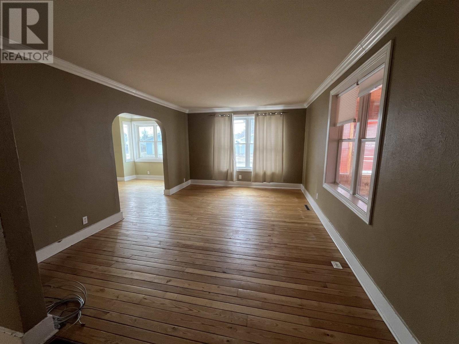Property Photo: 1000 Victoria Ave. N. ON P9A 2E7