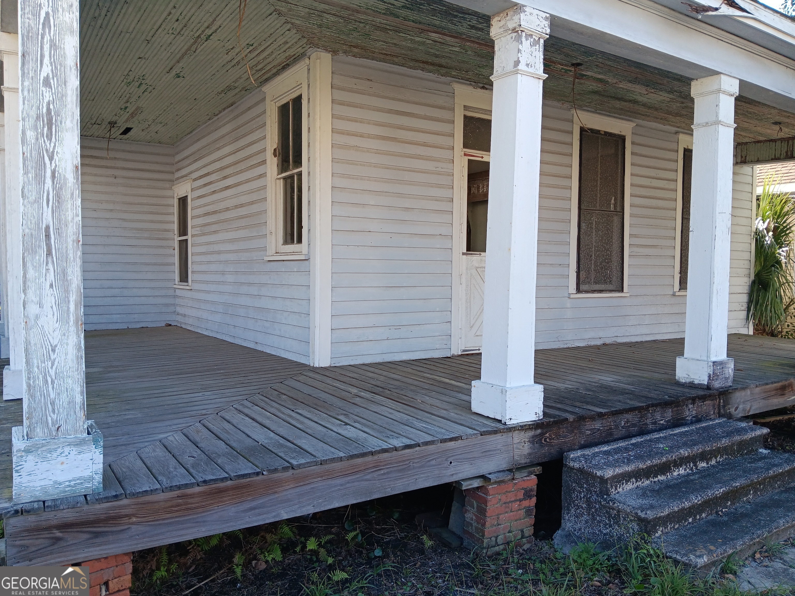 Property Photo: 506 McDonald Street GA 31503