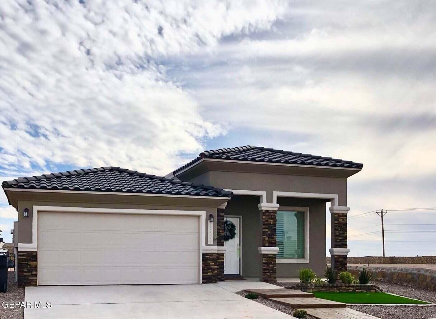Property Photo: 7341 John Gerald Way TX 79934