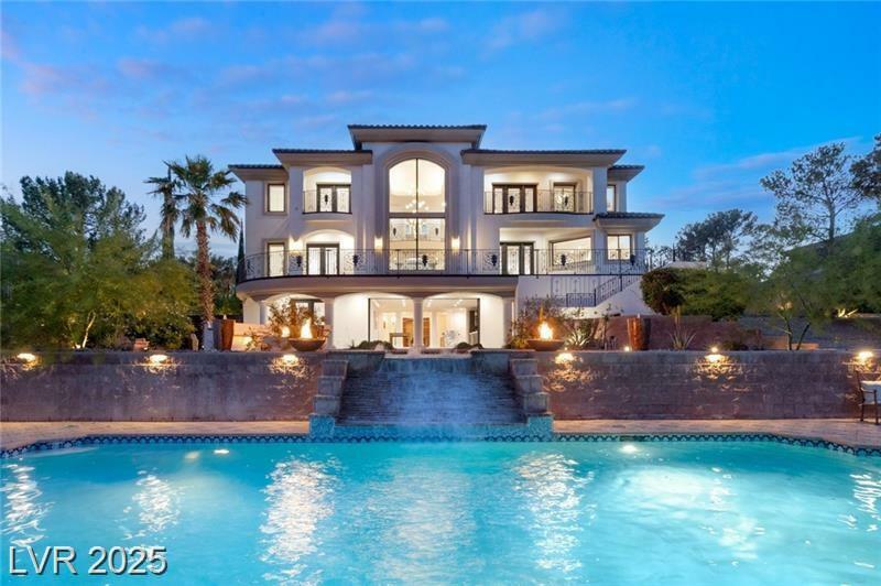 Property Photo: 22 Anthem Pointe Court NV 89052