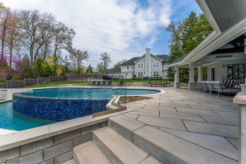 Property Photo: 1032 Rahway Ave NJ 07090