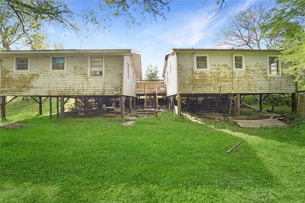 Property Photo: 691 County Road 1333 TX 77575