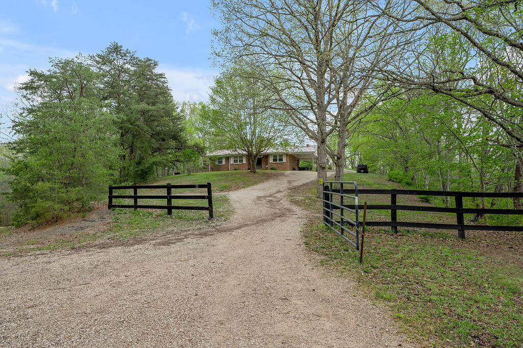 Property Photo: 1350 Old Fox Road KY 40336