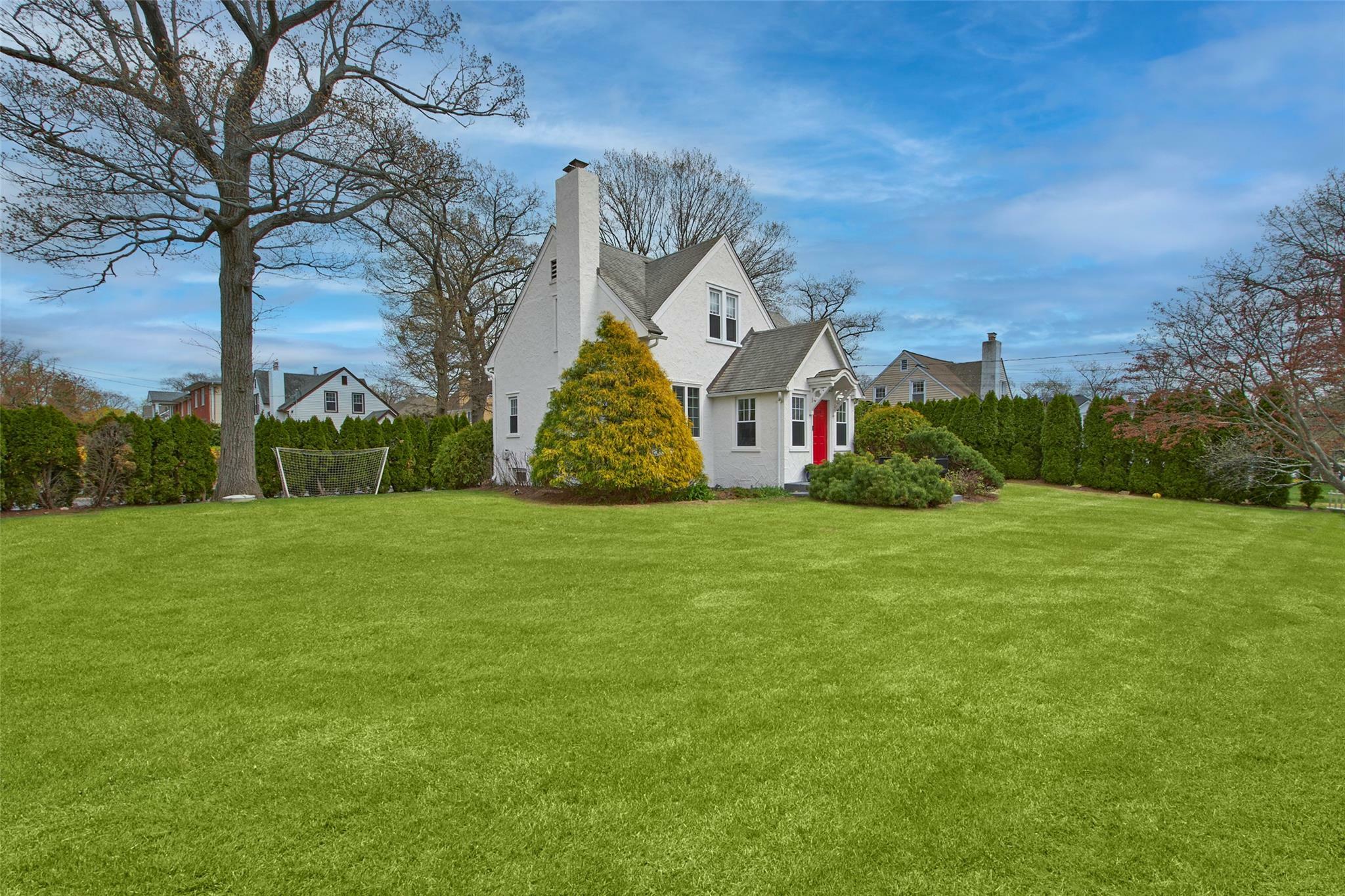 Property Photo: 1514 Old Orchard Street NY 10604