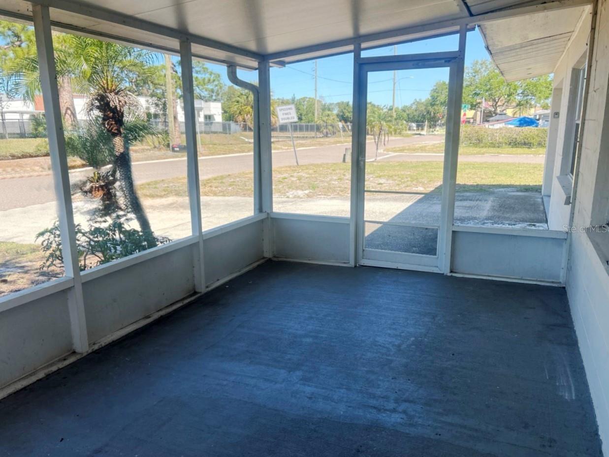 Property Photo: 3851 72nd Street N FL 33709