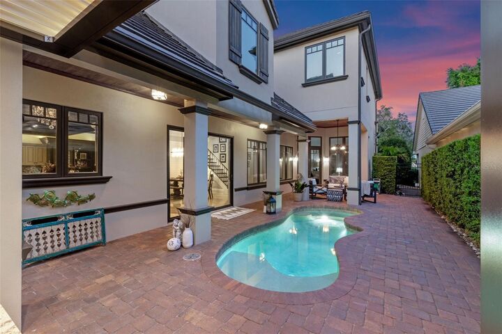 Property Photo: 9624 Bryanston Drive FL 32827