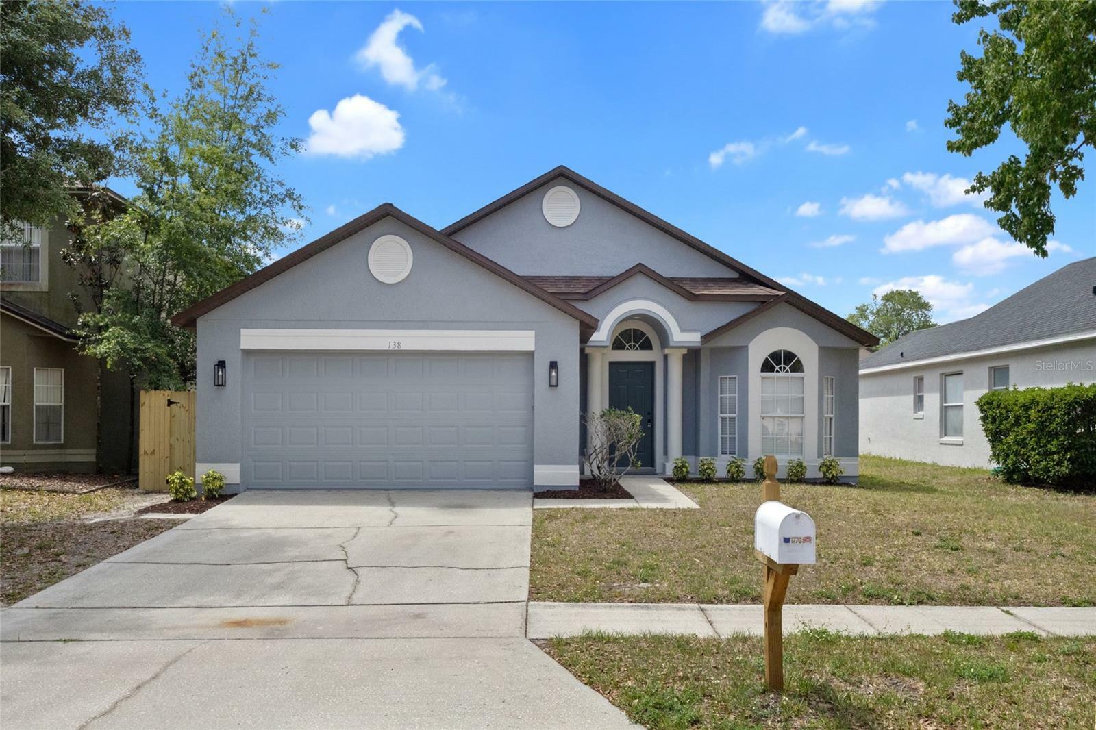 Property Photo: 138 Lancer Oak Drive FL 32712