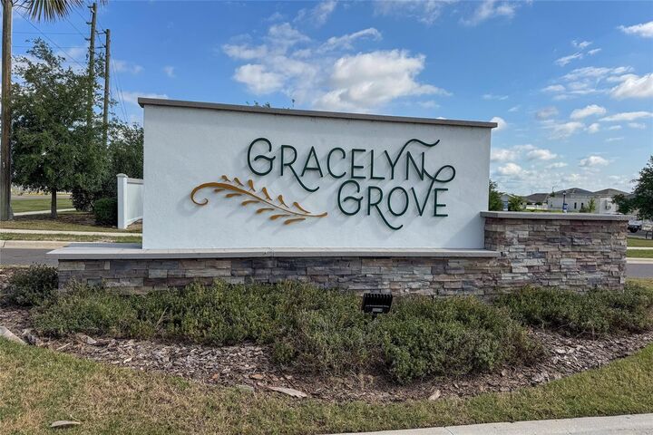 Property Photo: 2059 Dexter Street FL 33844