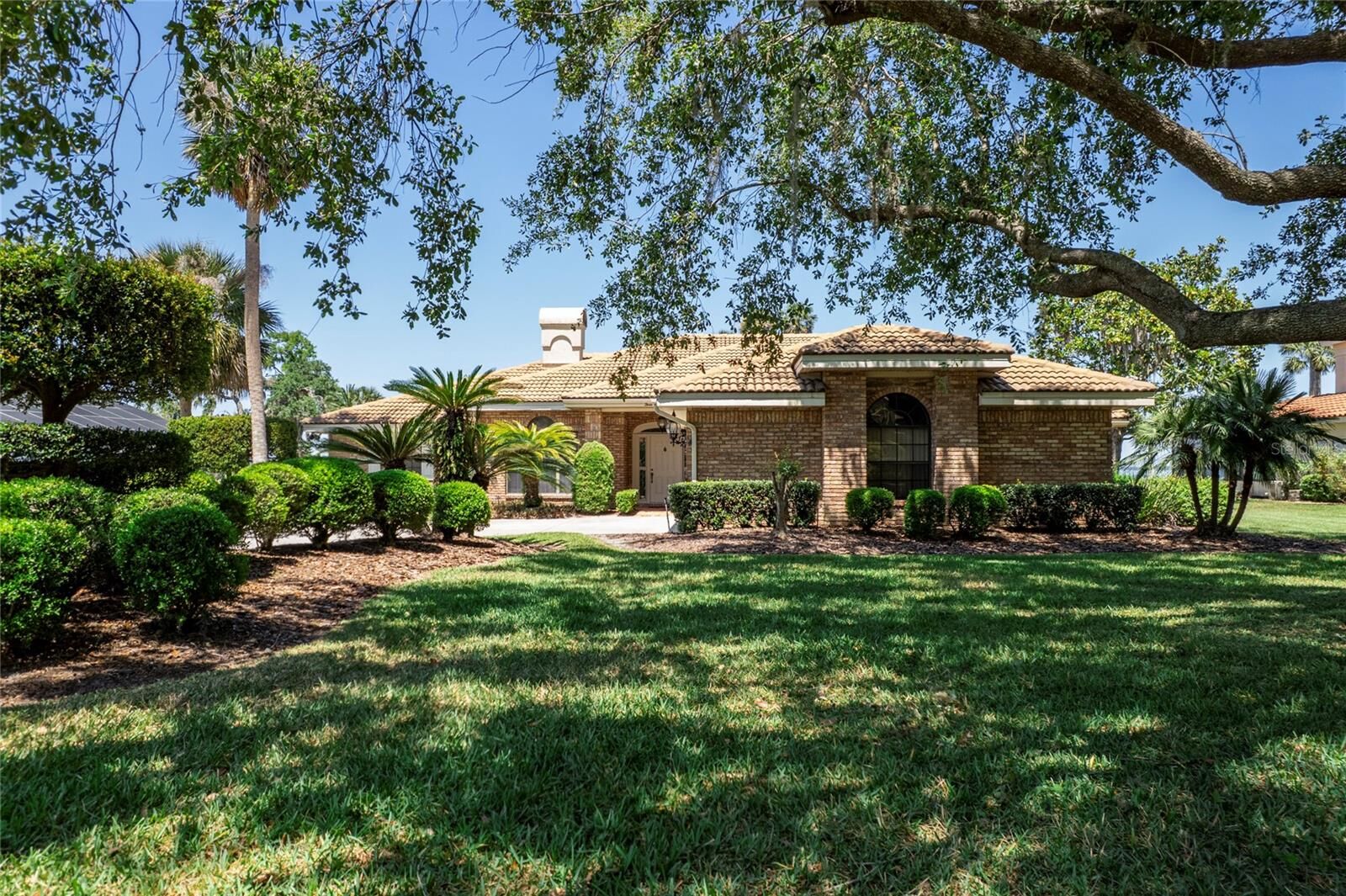 Property Photo: 301 Waterwood Drive FL 34797