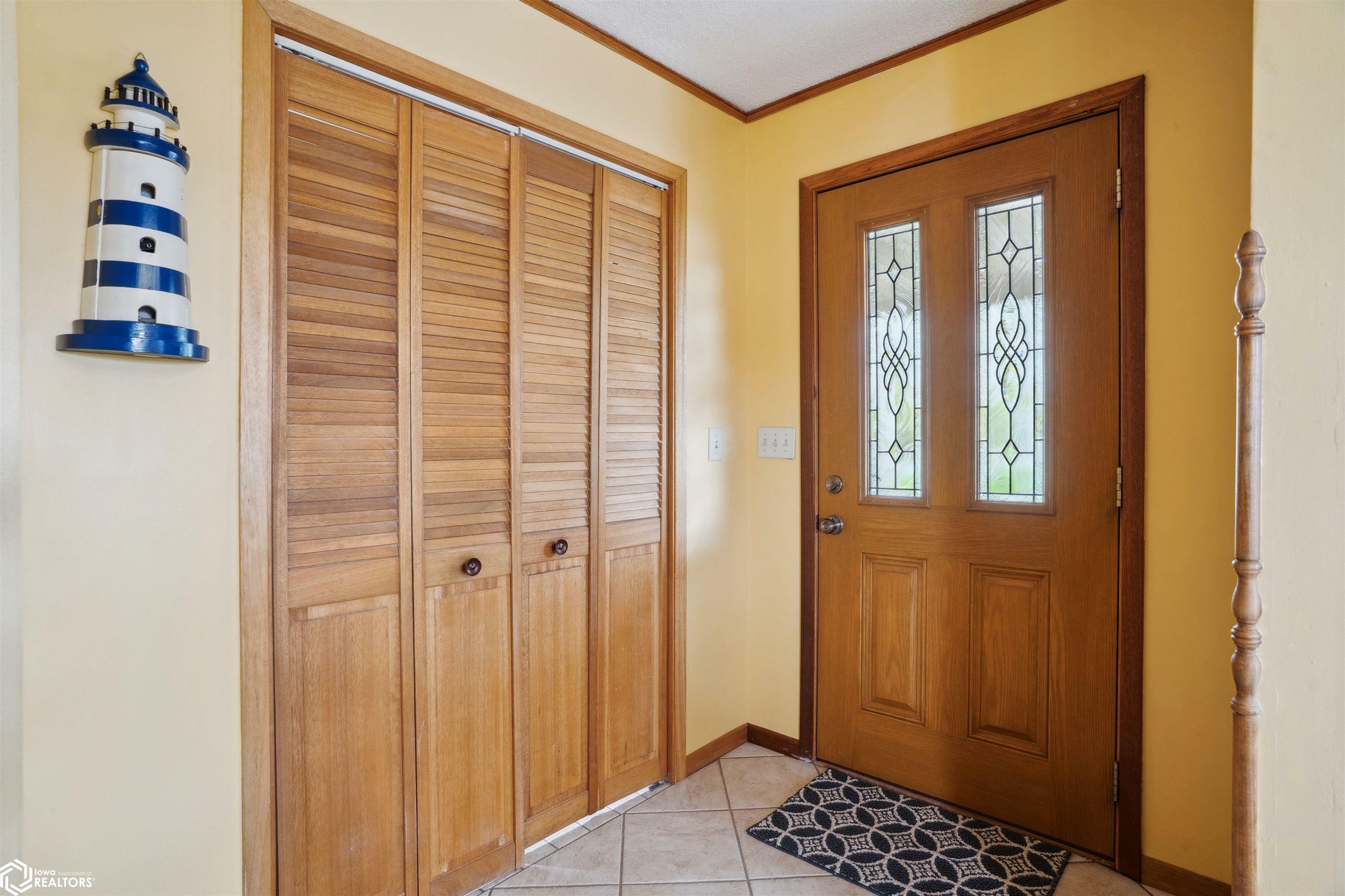 Property Photo: 205 S Front Street IL 61469